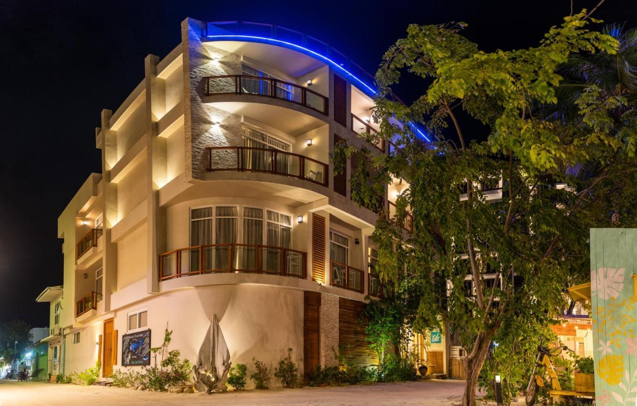 Velana Beach Hotel Maldives Maafushi Esterno foto