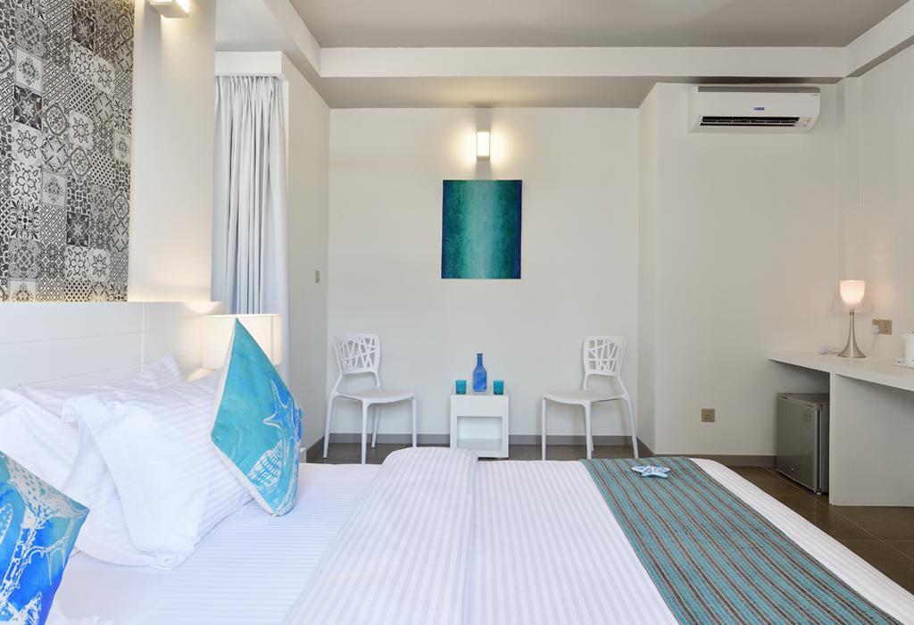 Velana Beach Hotel Maldives Maafushi Esterno foto