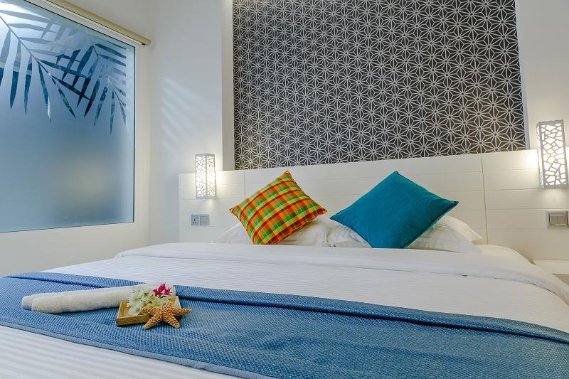 Velana Beach Hotel Maldives Maafushi Esterno foto